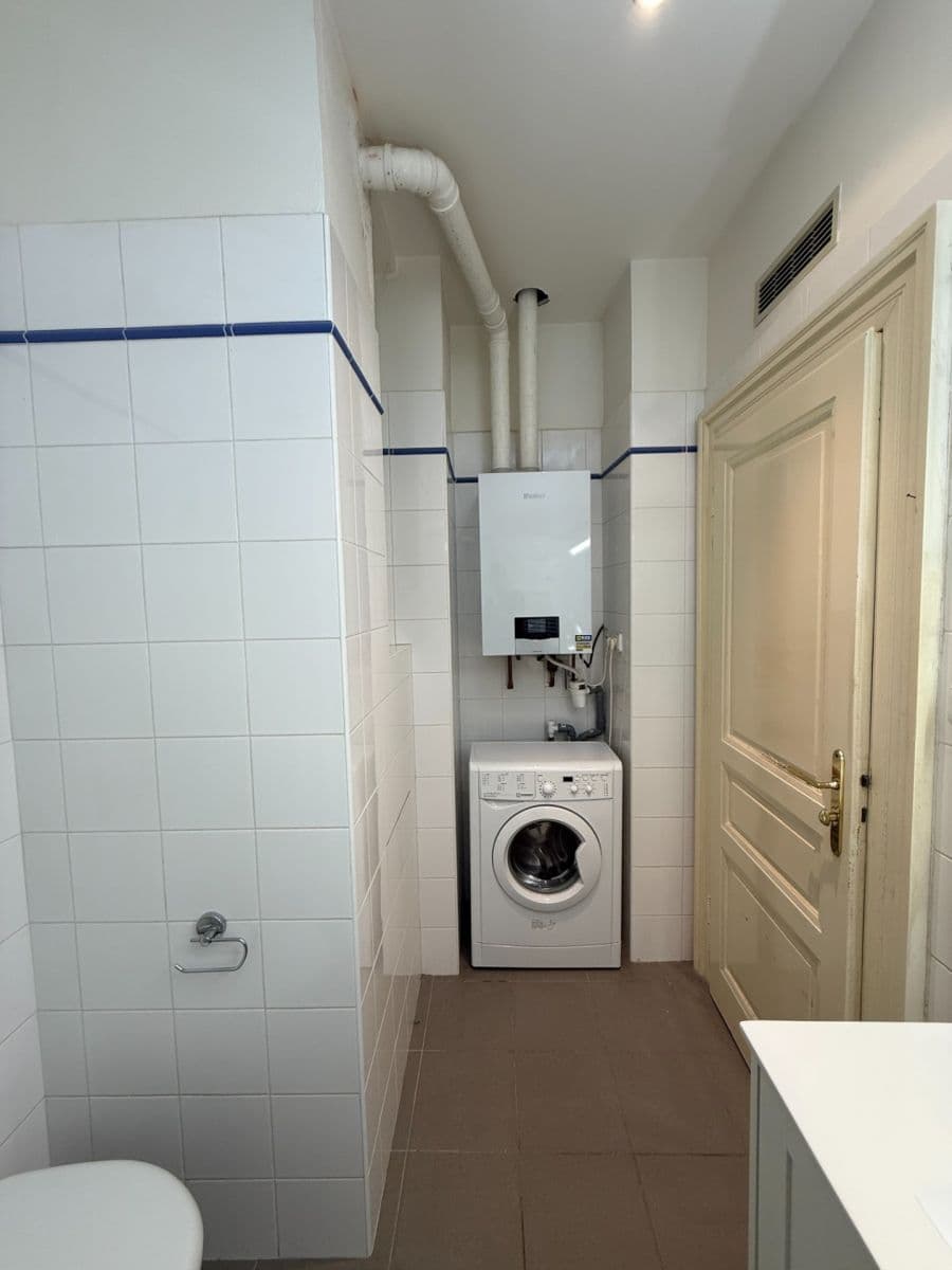 Prodej bytu 2+kk 47 m², Polská, Praha, Praha Prodej bytu 2+kk 47 m², Polská, Praha, Praha