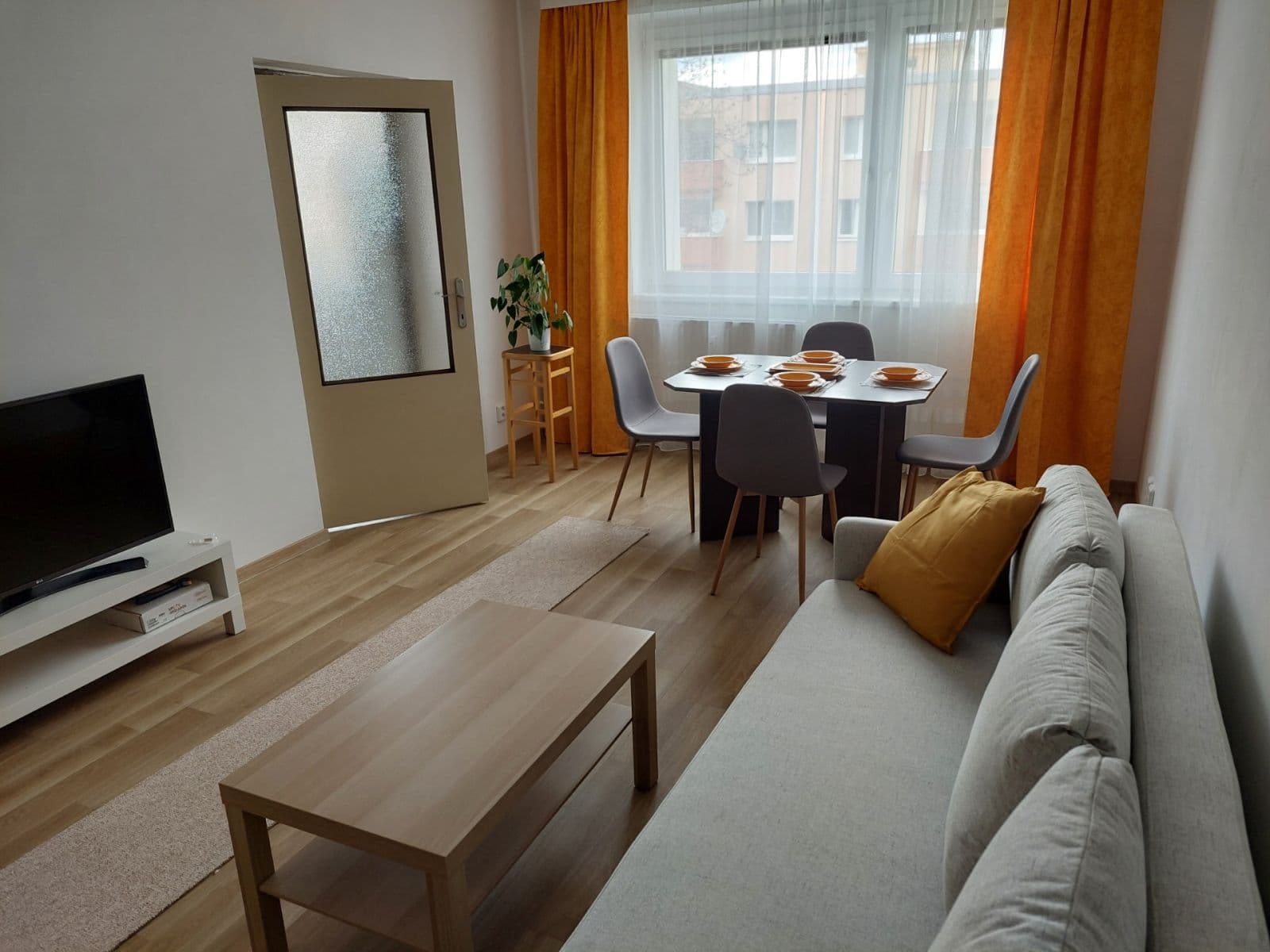 Pronájem bytu 3+1 77 m², Kryštofova, Praha, Praha Pronájem bytu 3+1 77 m², Kryštofova, Praha, Praha