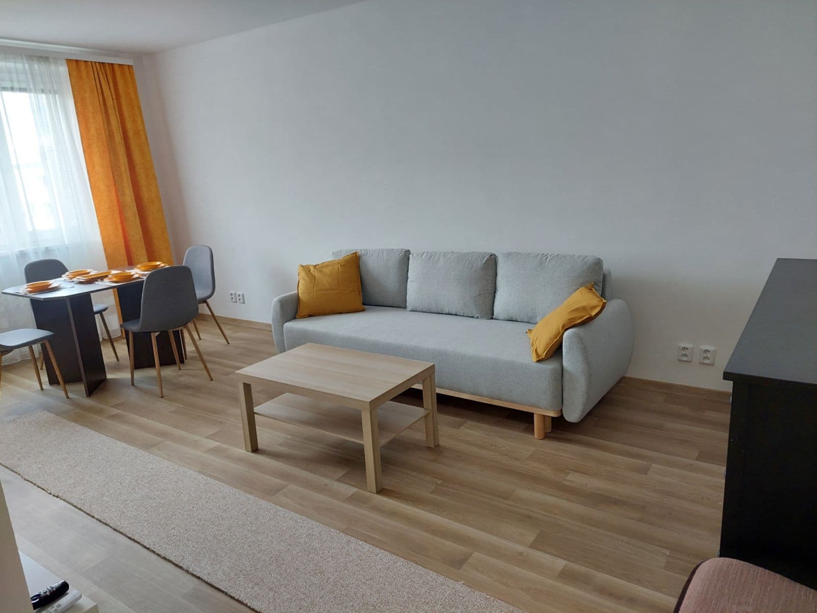 Pronájem bytu 3+1 77 m², Kryštofova, Praha, Praha Pronájem bytu 3+1 77 m², Kryštofova, Praha, Praha