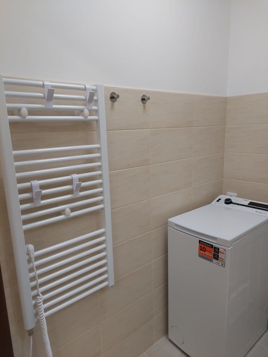 Pronájem bytu 3+1 77 m², Kryštofova, Praha, Praha Pronájem bytu 3+1 77 m², Kryštofova, Praha, Praha