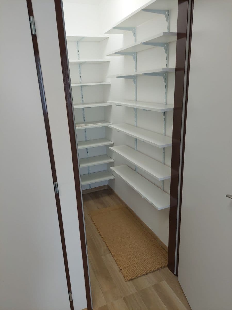 Pronájem bytu 3+1 77 m², Kryštofova, Praha, Praha Pronájem bytu 3+1 77 m², Kryštofova, Praha, Praha