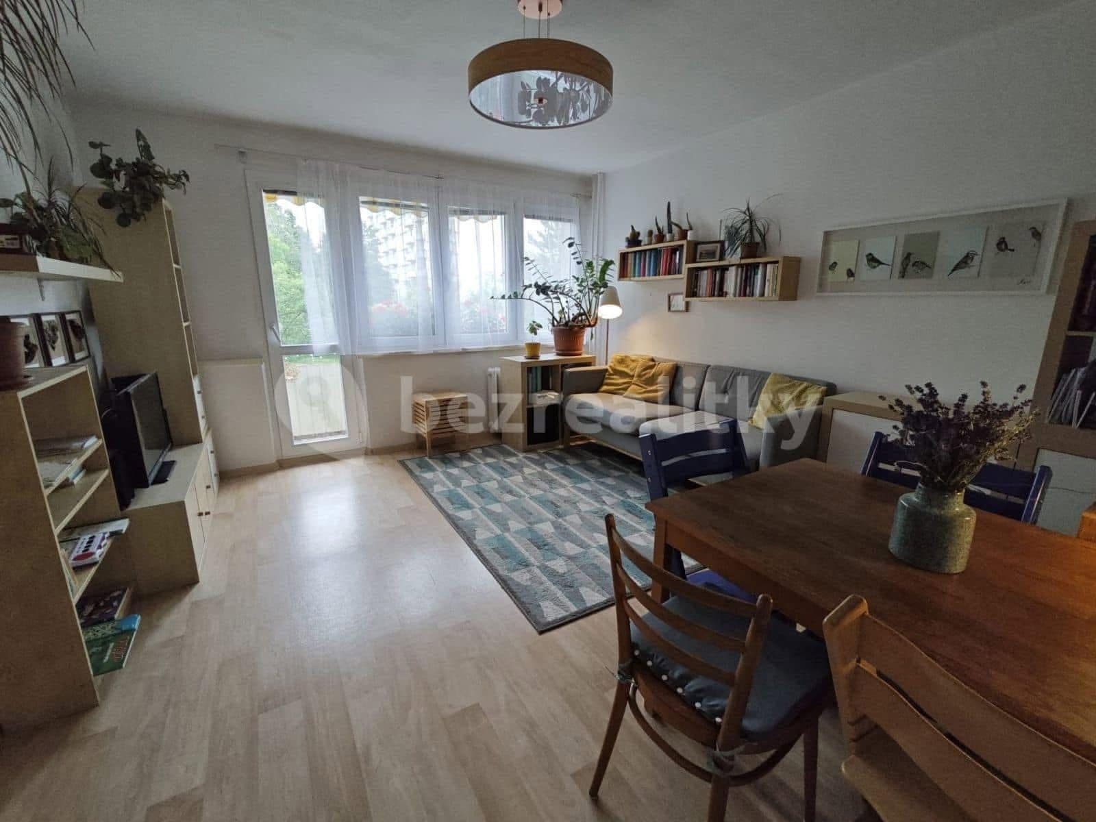 Pronájem bytu 3+kk 54 m², Gagarinova, Hradec Králové, Královéhradecký kraj Pronájem bytu 3+kk 54 m², Gagarinova, Hradec Králové, Královéhradecký kraj