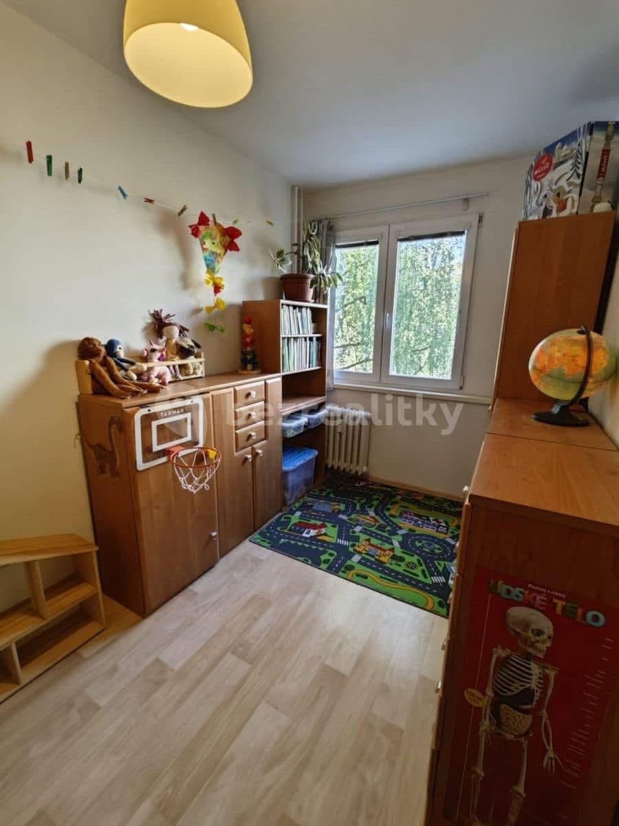 Pronájem bytu 3+kk 54 m², Gagarinova, Hradec Králové, Královéhradecký kraj Pronájem bytu 3+kk 54 m², Gagarinova, Hradec Králové, Královéhradecký kraj