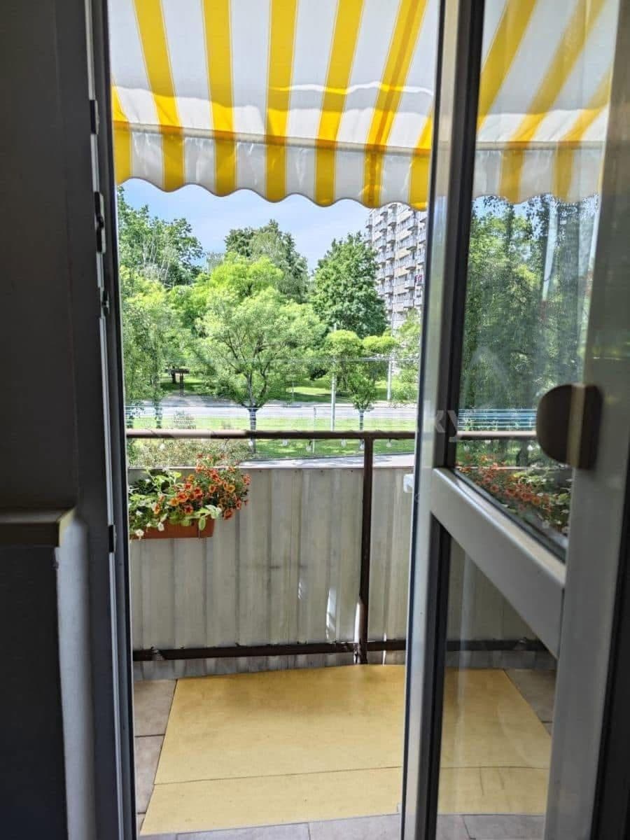 Pronájem bytu 3+kk 54 m², Gagarinova, Hradec Králové, Královéhradecký kraj Pronájem bytu 3+kk 54 m², Gagarinova, Hradec Králové, Královéhradecký kraj