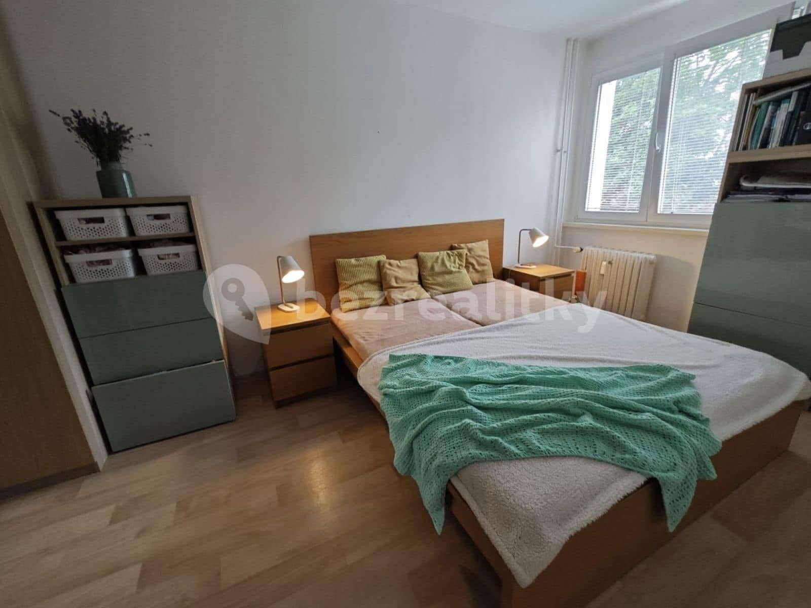 Pronájem bytu 3+kk 54 m², Gagarinova, Hradec Králové, Královéhradecký kraj Pronájem bytu 3+kk 54 m², Gagarinova, Hradec Králové, Královéhradecký kraj