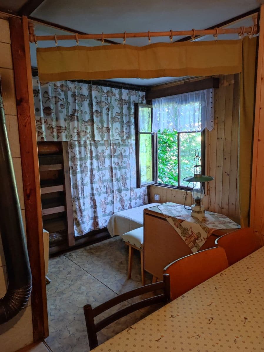 Prodej chaty, chalupy 40 m², pozemek 40 m², Velká Buková, Středočeský kraj Prodej chaty, chalupy 40 m², pozemek 40 m², Velká Buková, Středočeský kraj
