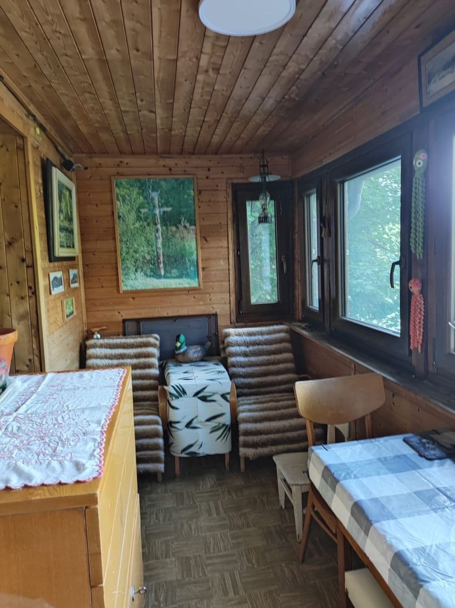 Prodej chaty, chalupy 40 m², pozemek 40 m², Velká Buková, Středočeský kraj Prodej chaty, chalupy 40 m², pozemek 40 m², Velká Buková, Středočeský kraj