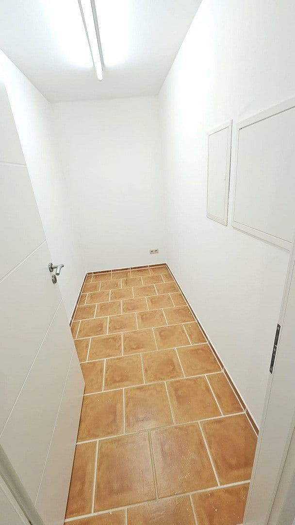 Prodej bytu 4+1 93 m², Neunkirchen, Země Sársko Prodej bytu 4+1 93 m², Neunkirchen, Země Sársko