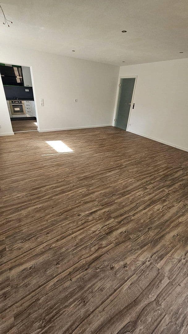 Prodej bytu 4+1 93 m², Neunkirchen, Země Sársko Prodej bytu 4+1 93 m², Neunkirchen, Země Sársko