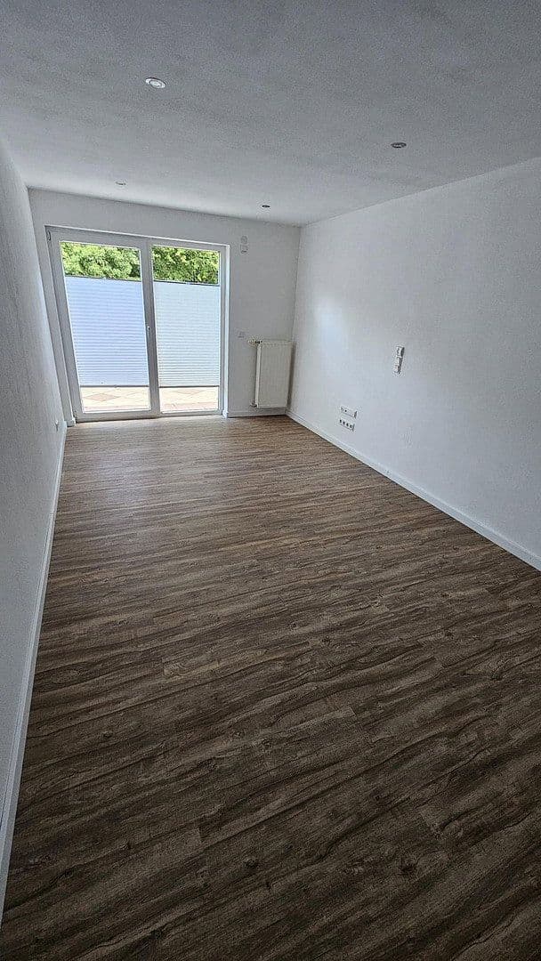 Prodej bytu 4+1 93 m², Neunkirchen, Země Sársko Prodej bytu 4+1 93 m², Neunkirchen, Země Sársko