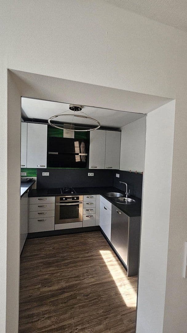 Prodej bytu 4+1 93 m², Neunkirchen, Země Sársko Prodej bytu 4+1 93 m², Neunkirchen, Země Sársko