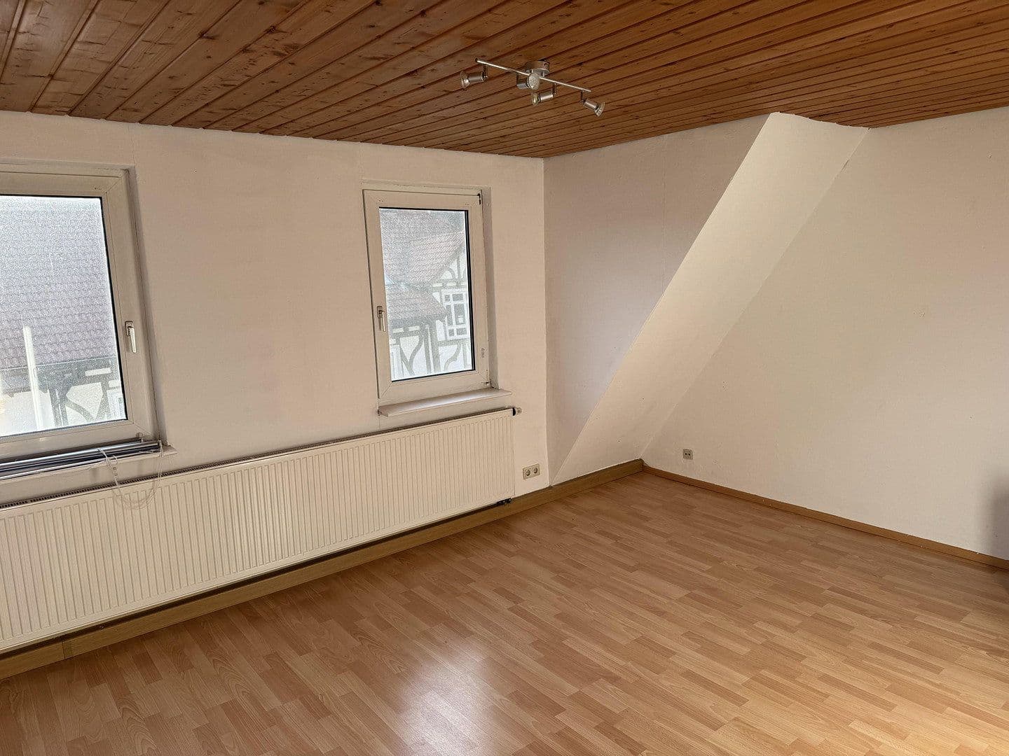 Prodej domu 90 m², pozemek 123 m², Blaustein, Bádensko-Württembersko Prodej domu 90 m², pozemek 123 m², Blaustein, Bádensko-Württembersko