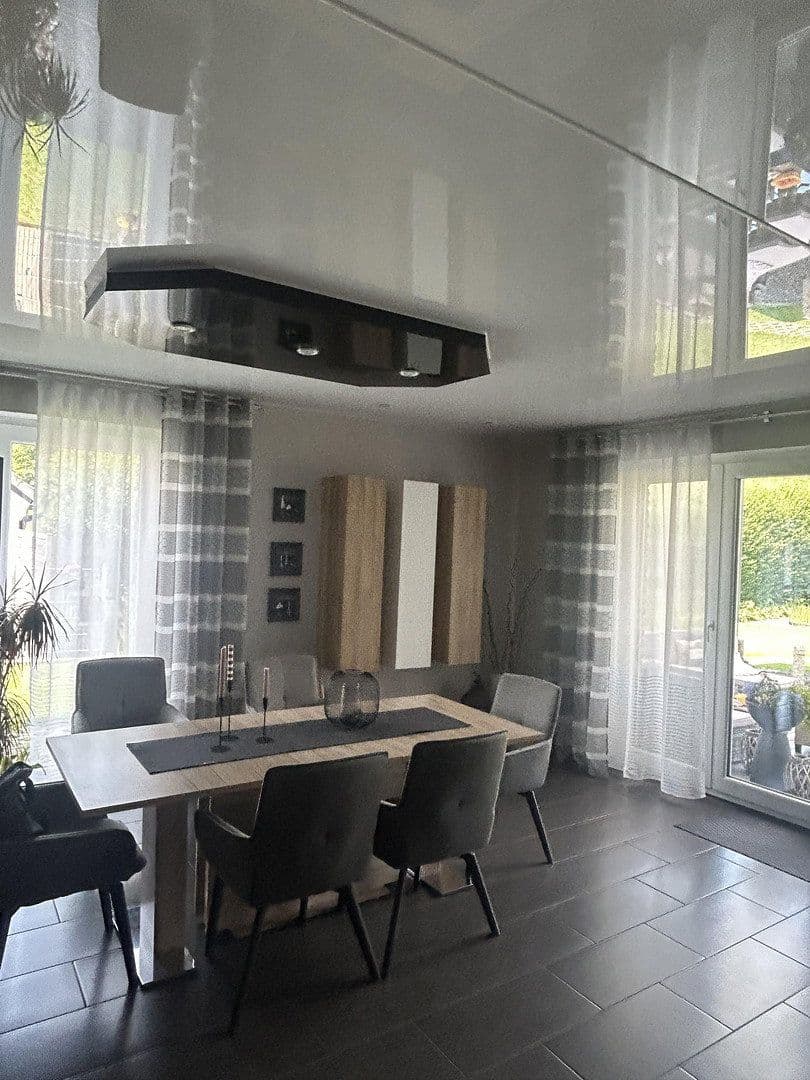 Prodej domu 184 m², pozemek 938 m², Brokamp 2a, Gladbeck, Severní Porýní-Vestfálsko Prodej domu 184 m², pozemek 938 m², Brokamp 2a, Gladbeck, Severní Porýní-Vestfálsko