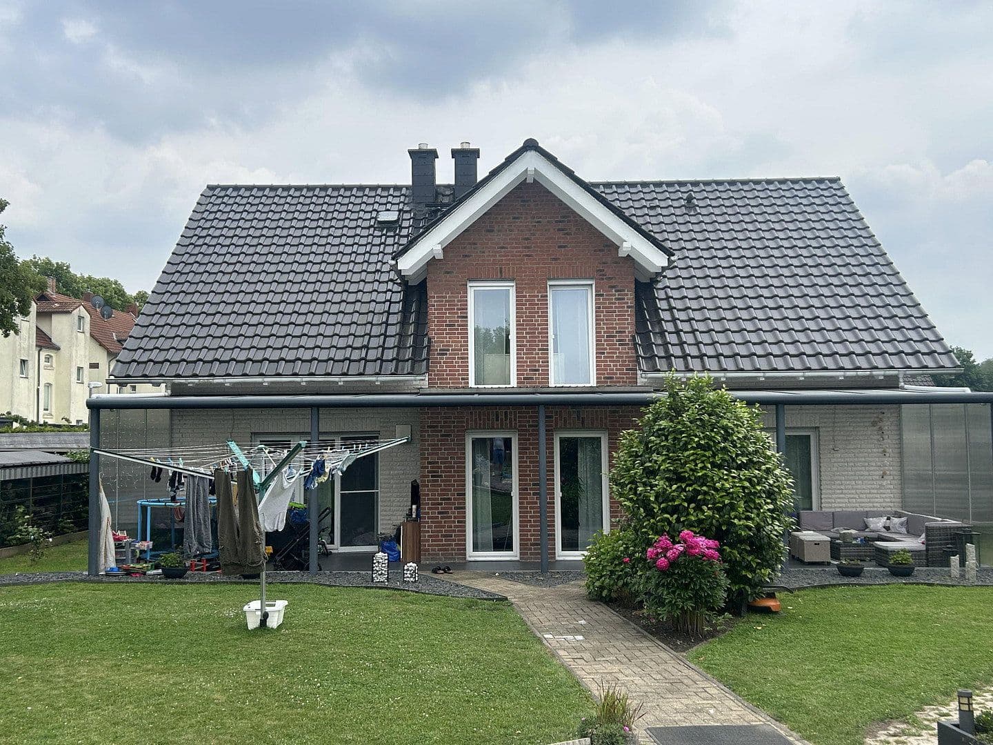 Prodej domu 184 m², pozemek 938 m², Brokamp 2a, Gladbeck, Severní Porýní-Vestfálsko Prodej domu 184 m², pozemek 938 m², Brokamp 2a, Gladbeck, Severní Porýní-Vestfálsko