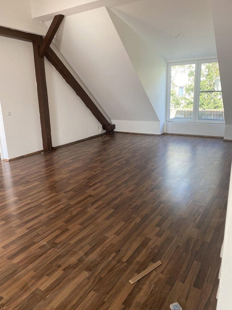 Pronájem bytu 3+1 100 m², Kantstrasse 16-18, Lübeck, Šlesvicko-Holštýnsko Pronájem bytu 3+1 100 m², Kantstrasse 16-18, Lübeck, Šlesvicko-Holštýnsko