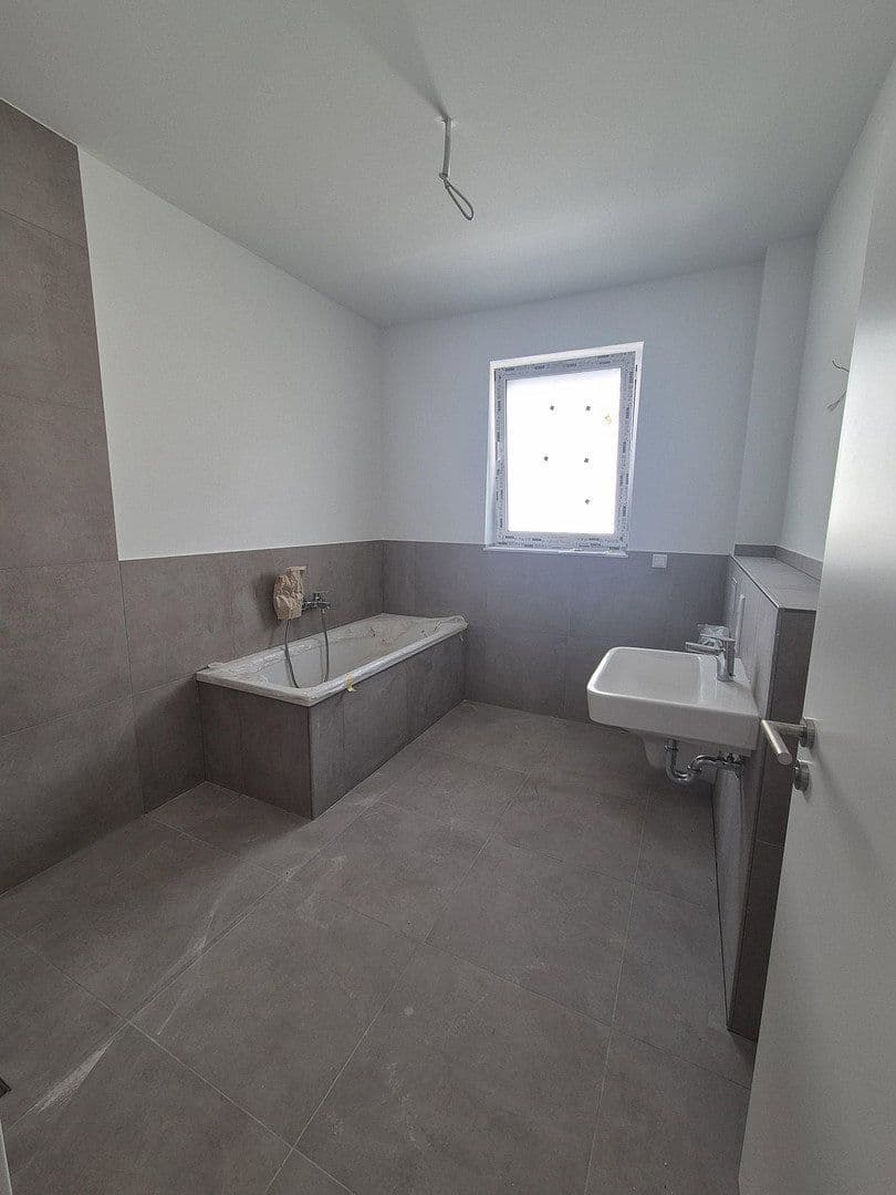 Pronájem bytu 4+1 110 m², Euskirchen, Severní Porýní-Vestfálsko Pronájem bytu 4+1 110 m², Euskirchen, Severní Porýní-Vestfálsko