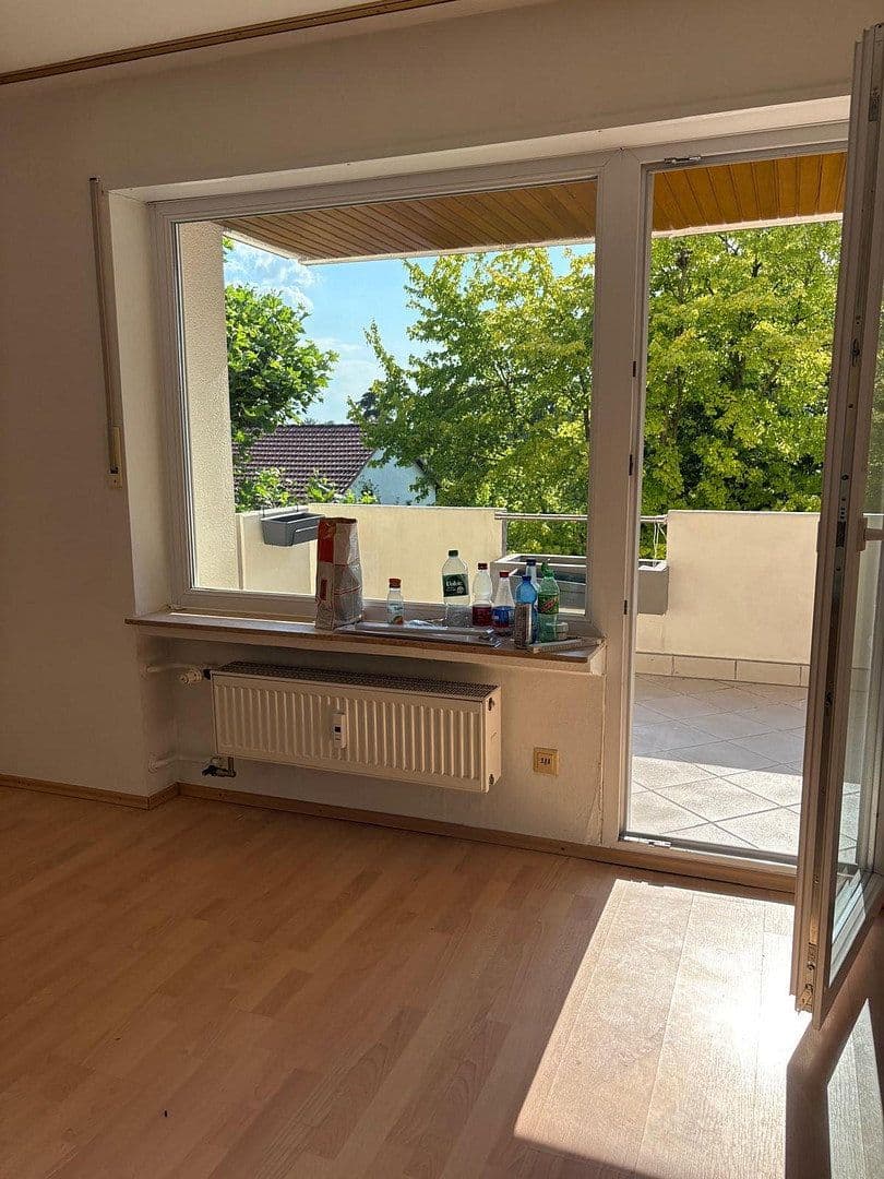 Pronájem bytu 3+1 85 m², Hemsbach, Bádensko-Württembersko Pronájem bytu 3+1 85 m², Hemsbach, Bádensko-Württembersko