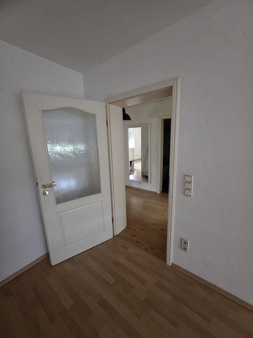 Pronájem bytu 3+1 85 m², Hemsbach, Bádensko-Württembersko Pronájem bytu 3+1 85 m², Hemsbach, Bádensko-Württembersko