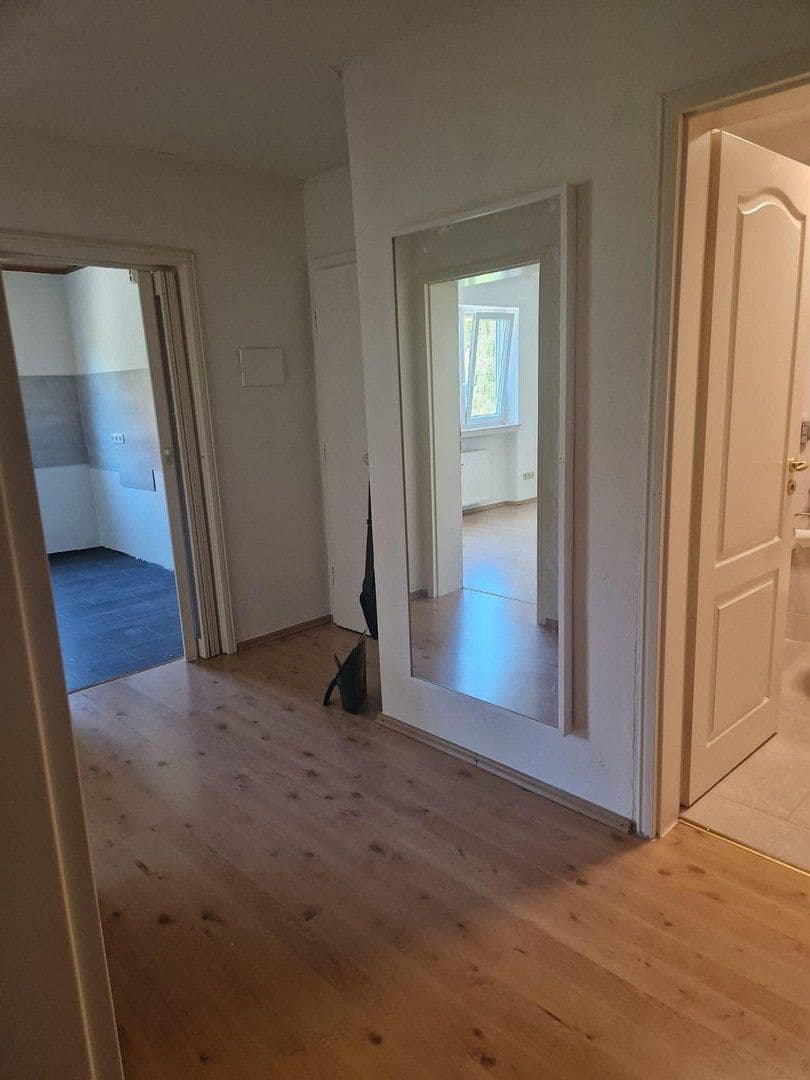 Pronájem bytu 3+1 85 m², Hemsbach, Bádensko-Württembersko Pronájem bytu 3+1 85 m², Hemsbach, Bádensko-Württembersko