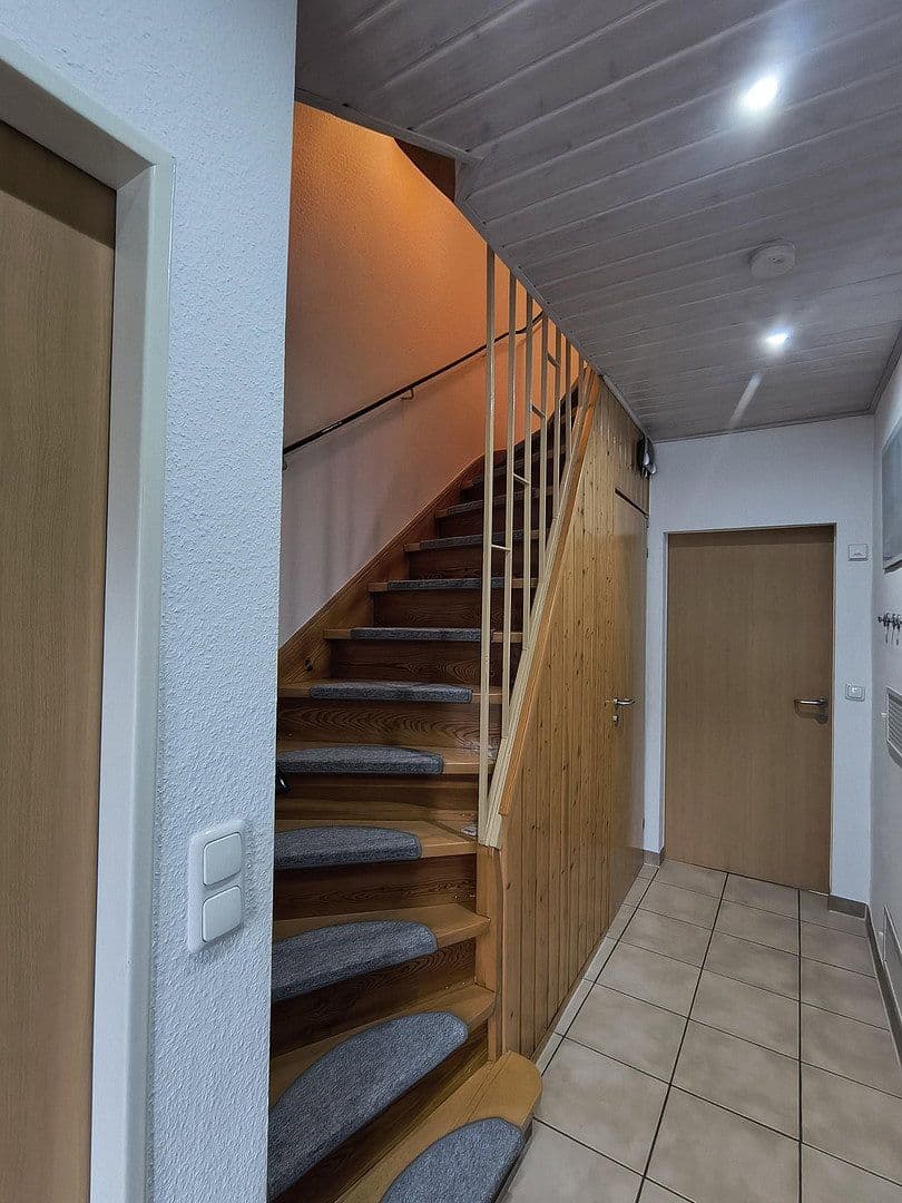 Prodej domu 92 m², pozemek 167 m², Rödermark, Hessen Prodej domu 92 m², pozemek 167 m², Rödermark, Hessen