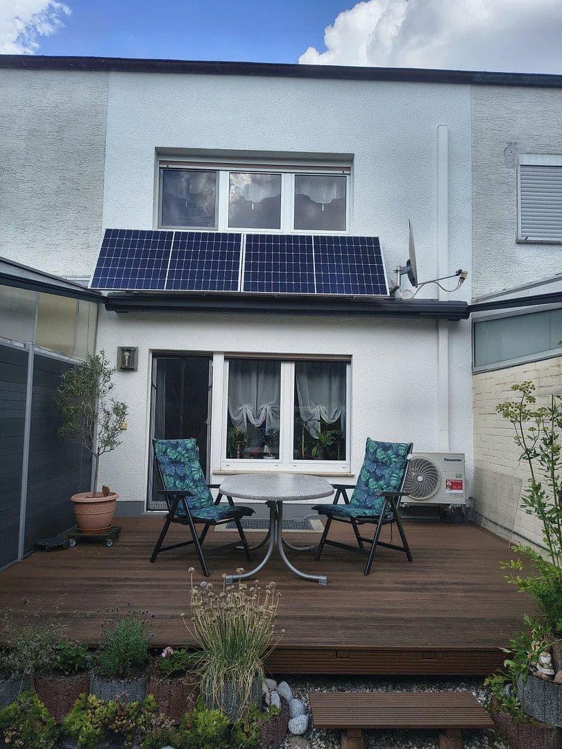 Prodej domu 92 m², pozemek 167 m², Rödermark, Hessen Prodej domu 92 m², pozemek 167 m², Rödermark, Hessen