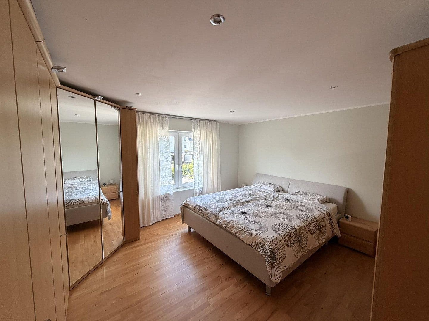 Pronájem bytu 4+1 162 m², Am Gehöft 5, Grevenbroich, Severní Porýní-Vestfálsko Pronájem bytu 4+1 162 m², Am Gehöft 5, Grevenbroich, Severní Porýní-Vestfálsko