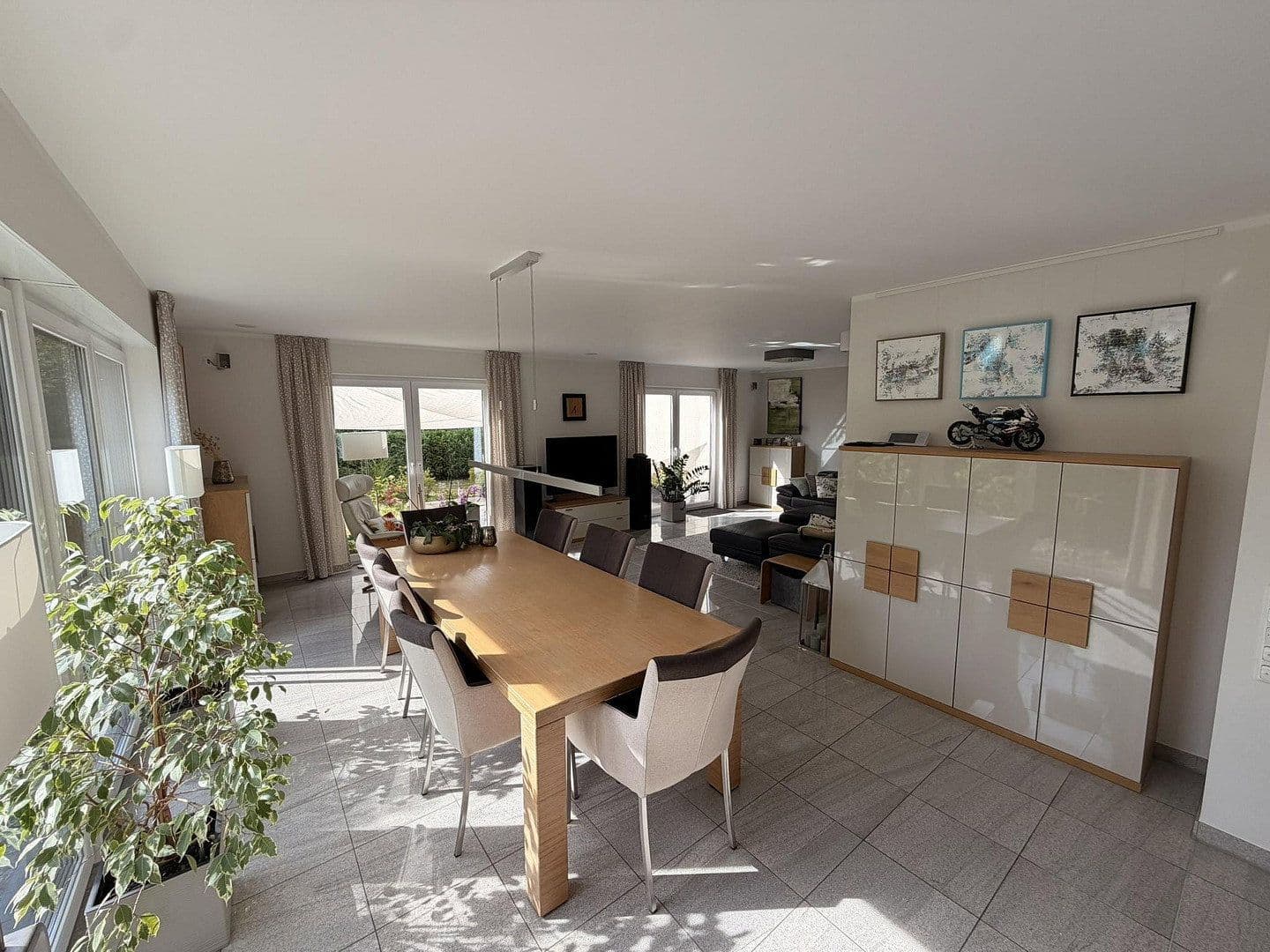 Pronájem bytu 4+1 162 m², Am Gehöft 5, Grevenbroich, Severní Porýní-Vestfálsko Pronájem bytu 4+1 162 m², Am Gehöft 5, Grevenbroich, Severní Porýní-Vestfálsko