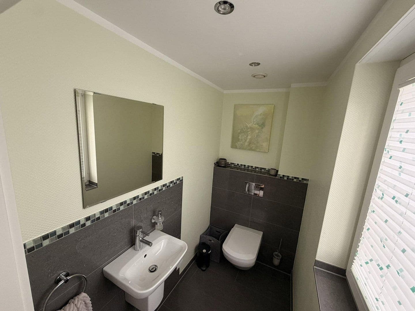 Pronájem bytu 4+1 162 m², Am Gehöft 5, Grevenbroich, Severní Porýní-Vestfálsko Pronájem bytu 4+1 162 m², Am Gehöft 5, Grevenbroich, Severní Porýní-Vestfálsko