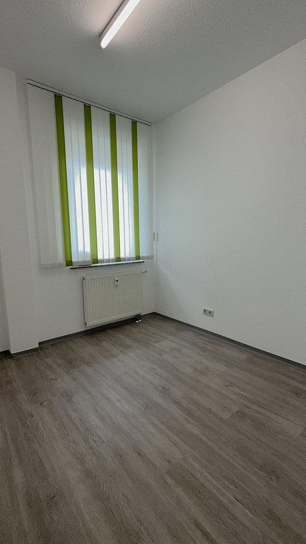 Prodej kanceláře 114 m², Hauptstraße 24, St. Georgen im Schwarzwald, Bádensko-Württembersko Prodej kanceláře 114 m², Hauptstraße 24, St. Georgen im Schwarzwald, Bádensko-Württembersko