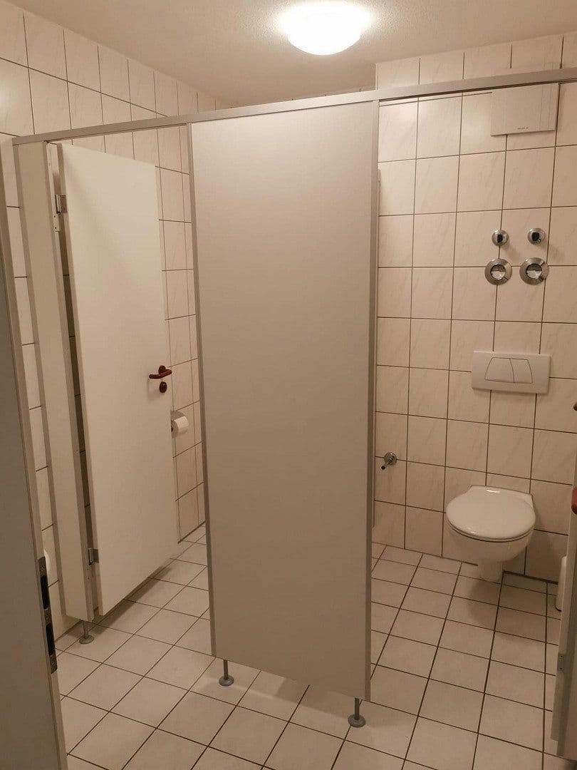 Prodej kanceláře 114 m², Hauptstraße 24, St. Georgen im Schwarzwald, Bádensko-Württembersko Prodej kanceláře 114 m², Hauptstraße 24, St. Georgen im Schwarzwald, Bádensko-Württembersko