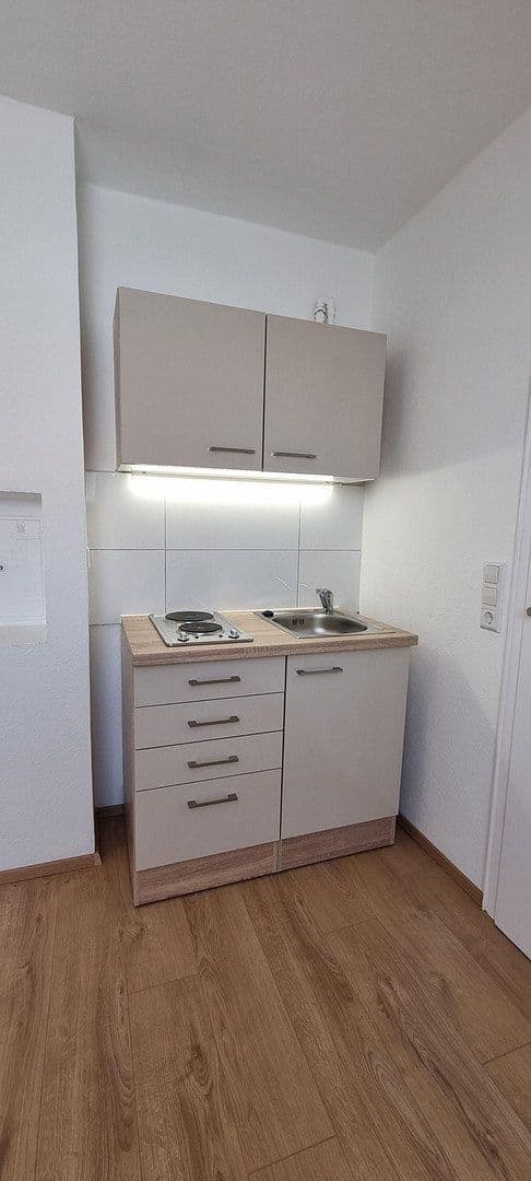 Pronájem bytu 1+kk 36 m², Breitscheidstraße 93 A, Stuttgart, Bádensko-Württembersko Pronájem bytu 1+kk 36 m², Breitscheidstraße 93 A, Stuttgart, Bádensko-Württembersko