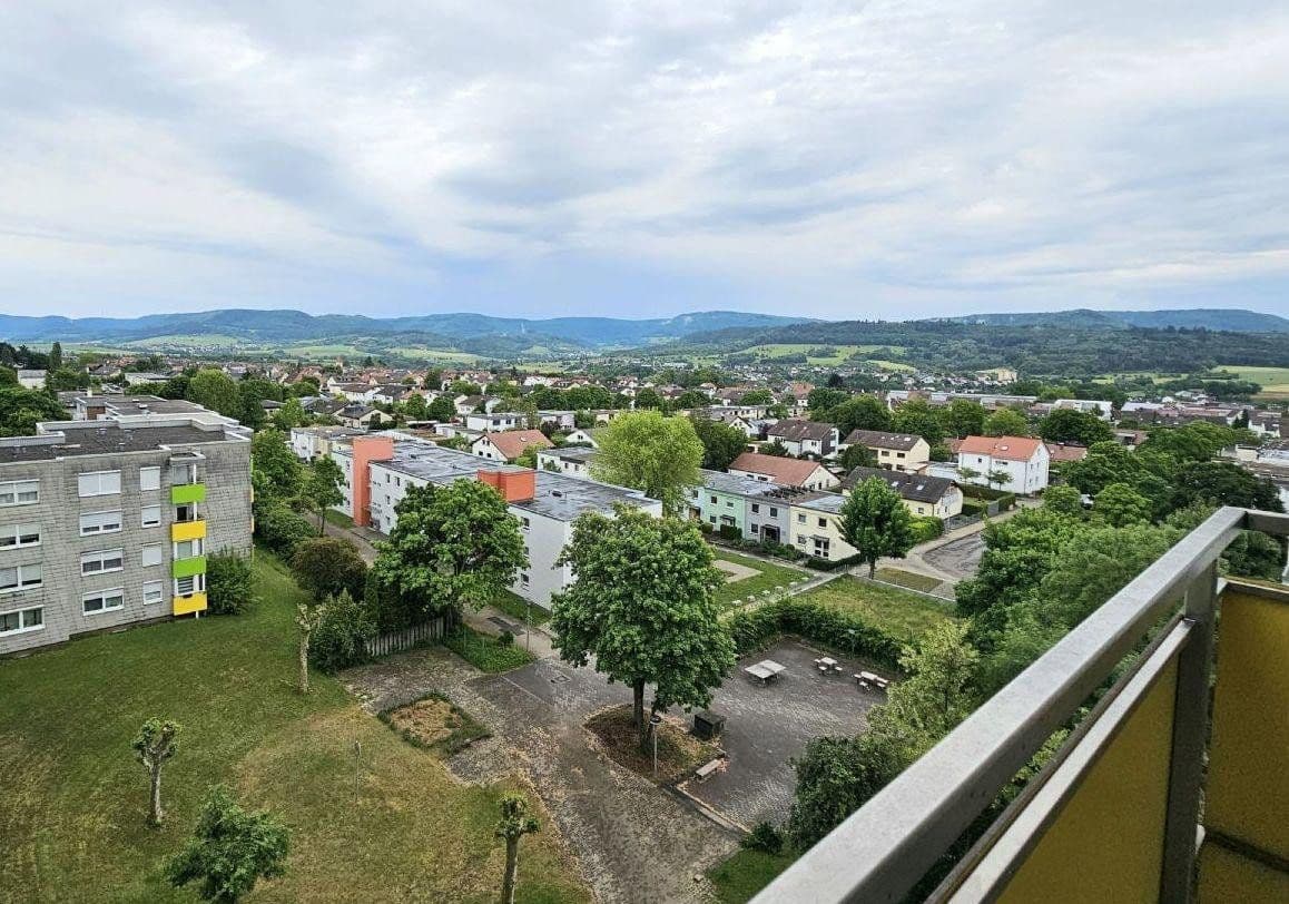 Pronájem bytu 3+1 85 m², Schwäbisch Gmünd, Bádensko-Württembersko Pronájem bytu 3+1 85 m², Schwäbisch Gmünd, Bádensko-Württembersko
