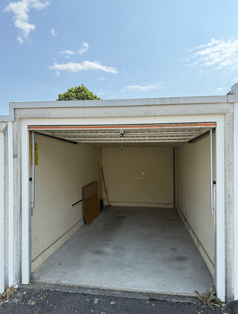 Pronájem bytu 3+1 85 m², Schwäbisch Gmünd, Bádensko-Württembersko Pronájem bytu 3+1 85 m², Schwäbisch Gmünd, Bádensko-Württembersko