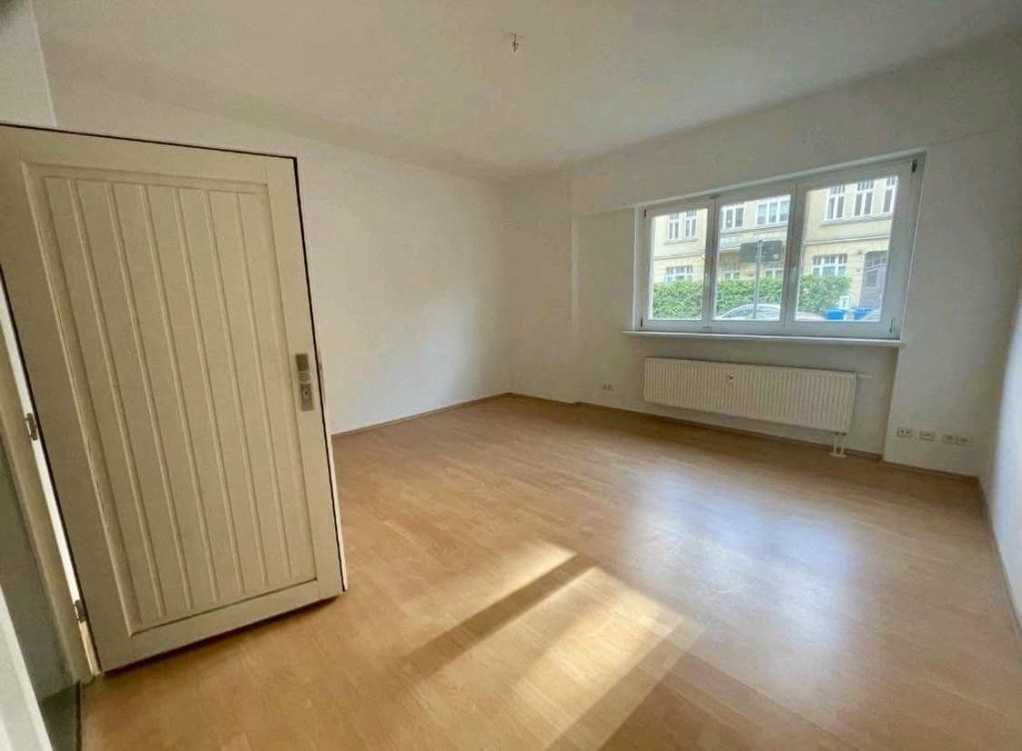 Prodej bytu 4+kk 110 m², Sophienstraße 24, Jena, Durynsko Prodej bytu 4+kk 110 m², Sophienstraße 24, Jena, Durynsko