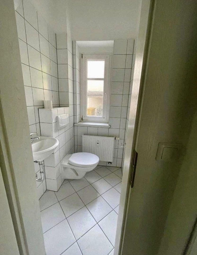 Prodej bytu 4+kk 110 m², Sophienstraße 24, Jena, Durynsko Prodej bytu 4+kk 110 m², Sophienstraße 24, Jena, Durynsko