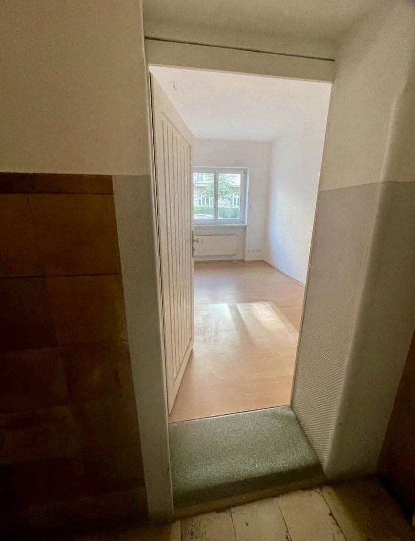 Prodej bytu 4+kk 110 m², Sophienstraße 24, Jena, Durynsko Prodej bytu 4+kk 110 m², Sophienstraße 24, Jena, Durynsko