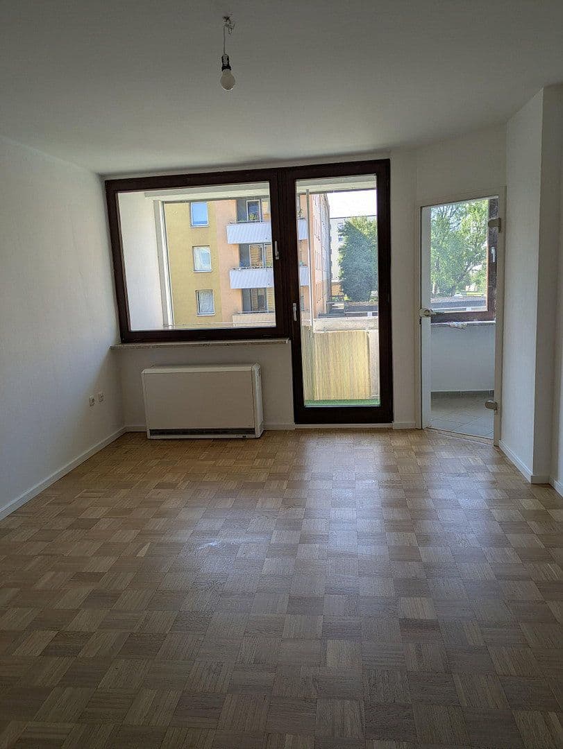 Pronájem bytu 2+1 52 m², Maria-Luiko-Str., München, Bavorsko Pronájem bytu 2+1 52 m², Maria-Luiko-Str., München, Bavorsko