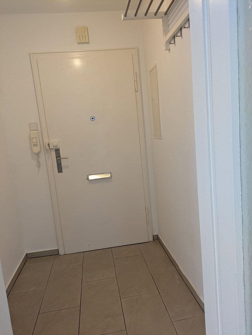Pronájem bytu 2+1 52 m², Maria-Luiko-Str., München, Bavorsko Pronájem bytu 2+1 52 m², Maria-Luiko-Str., München, Bavorsko