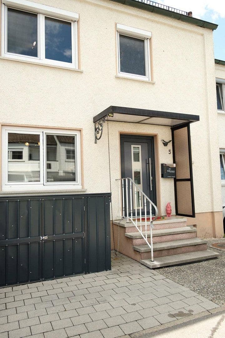 Prodej domu 98 m², pozemek 173 m², Lindauer Weg 5, Senden, Bavorsko Prodej domu 98 m², pozemek 173 m², Lindauer Weg 5, Senden, Bavorsko