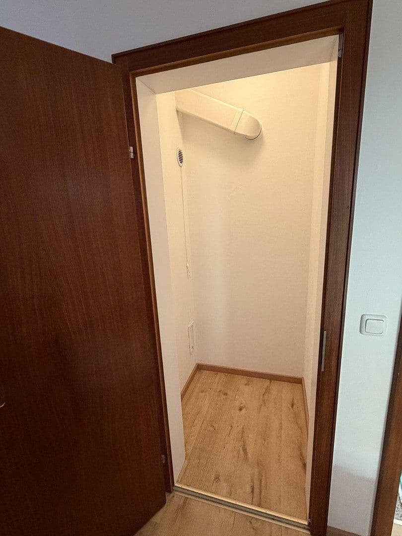 Pronájem bytu 3+1 80 m², Stegerwaldstr. 4, Burghausen, Bavorsko Pronájem bytu 3+1 80 m², Stegerwaldstr. 4, Burghausen, Bavorsko
