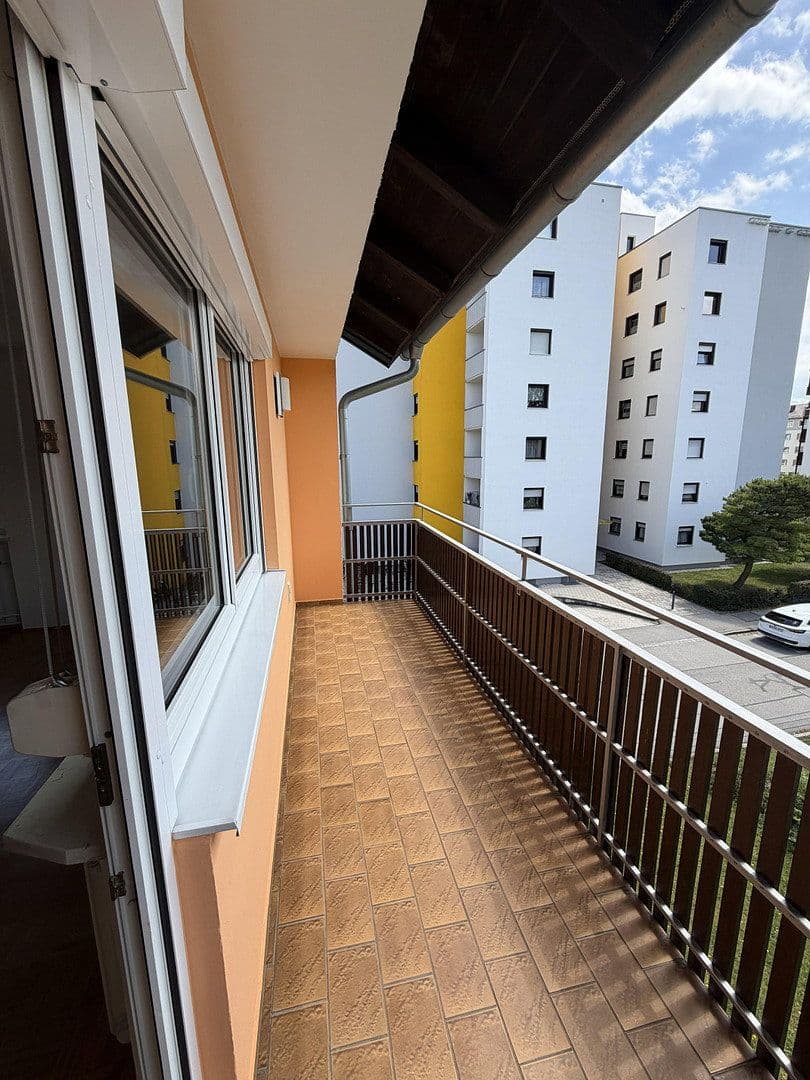 Pronájem bytu 3+1 80 m², Stegerwaldstr. 4, Burghausen, Bavorsko Pronájem bytu 3+1 80 m², Stegerwaldstr. 4, Burghausen, Bavorsko