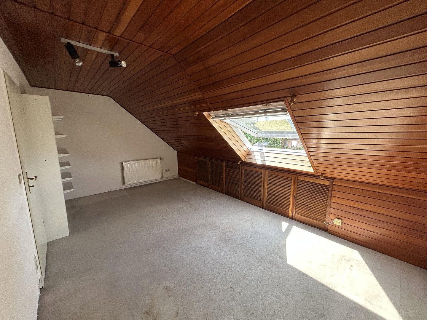 Prodej domu 150 m², pozemek 230 m², Bremen, Bremen Prodej domu 150 m², pozemek 230 m², Bremen, Bremen