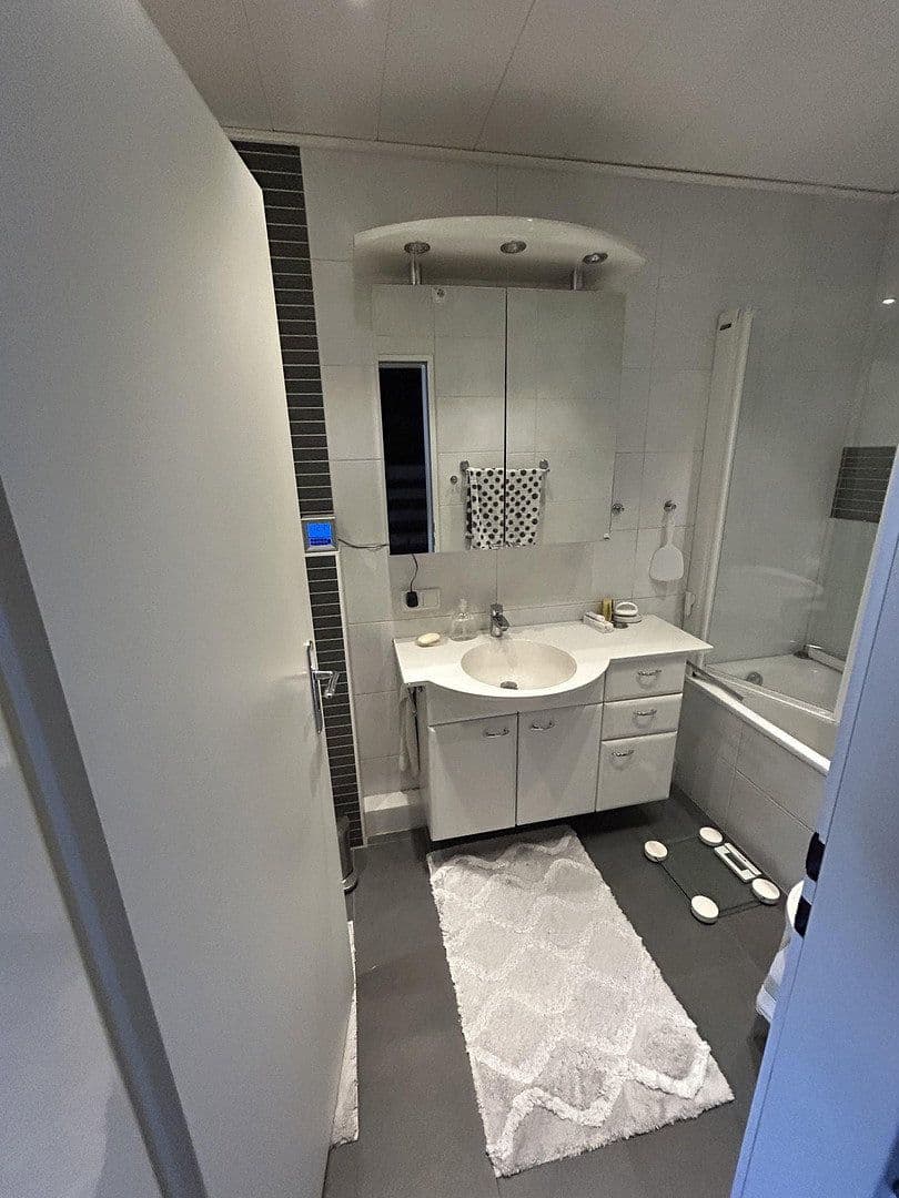 Prodej domu 150 m², pozemek 230 m², Bremen, Bremen Prodej domu 150 m², pozemek 230 m², Bremen, Bremen