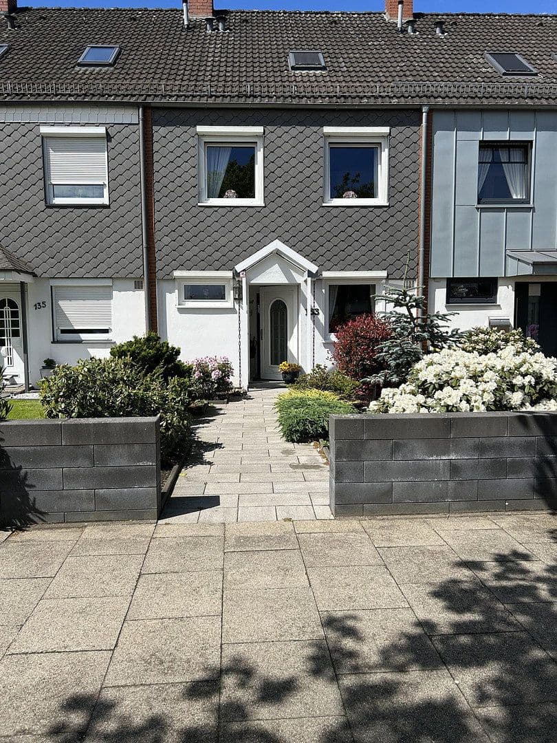 Prodej domu 150 m², pozemek 230 m², Bremen, Bremen Prodej domu 150 m², pozemek 230 m², Bremen, Bremen