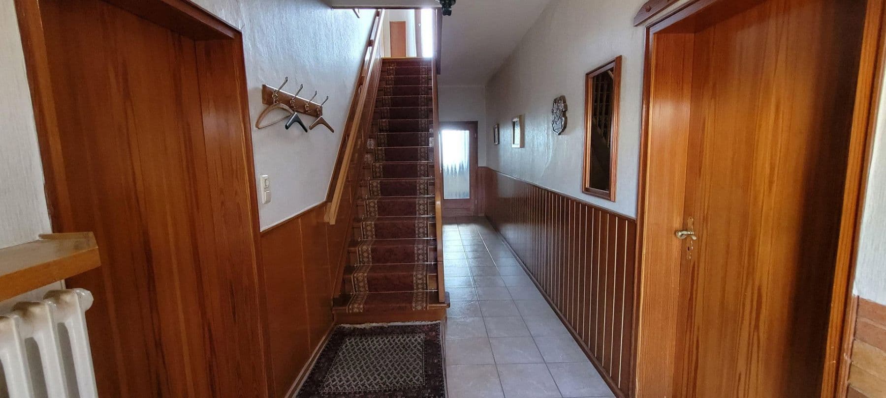 Prodej domu 155 m², pozemek 849 m², Beverungen, Severní Porýní-Vestfálsko Prodej domu 155 m², pozemek 849 m², Beverungen, Severní Porýní-Vestfálsko