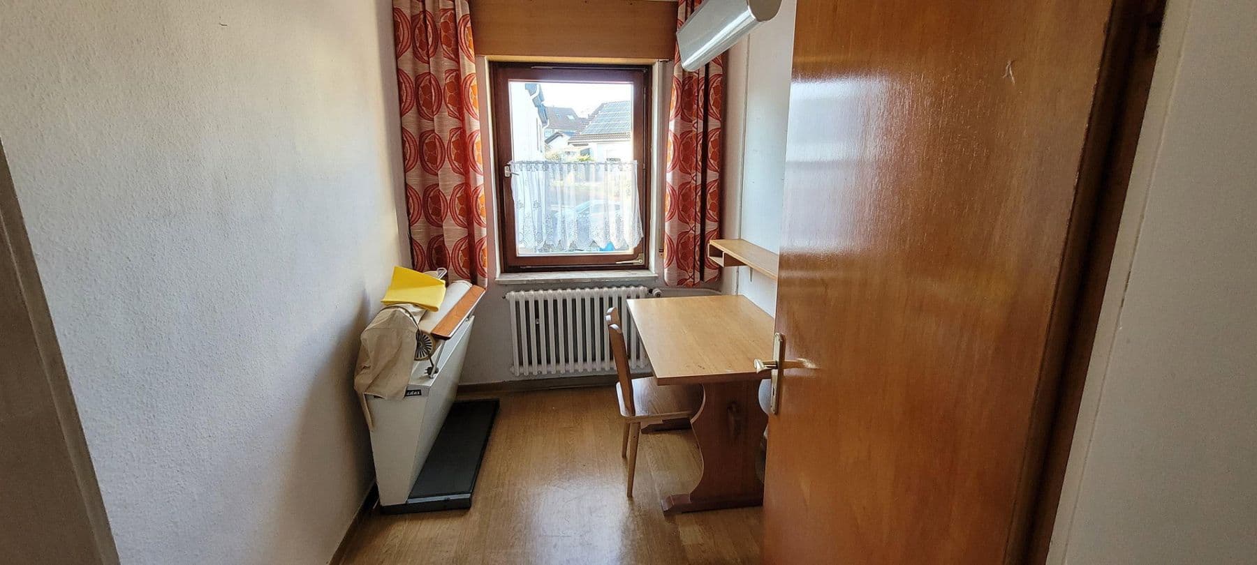 Prodej domu 155 m², pozemek 849 m², Beverungen, Severní Porýní-Vestfálsko Prodej domu 155 m², pozemek 849 m², Beverungen, Severní Porýní-Vestfálsko