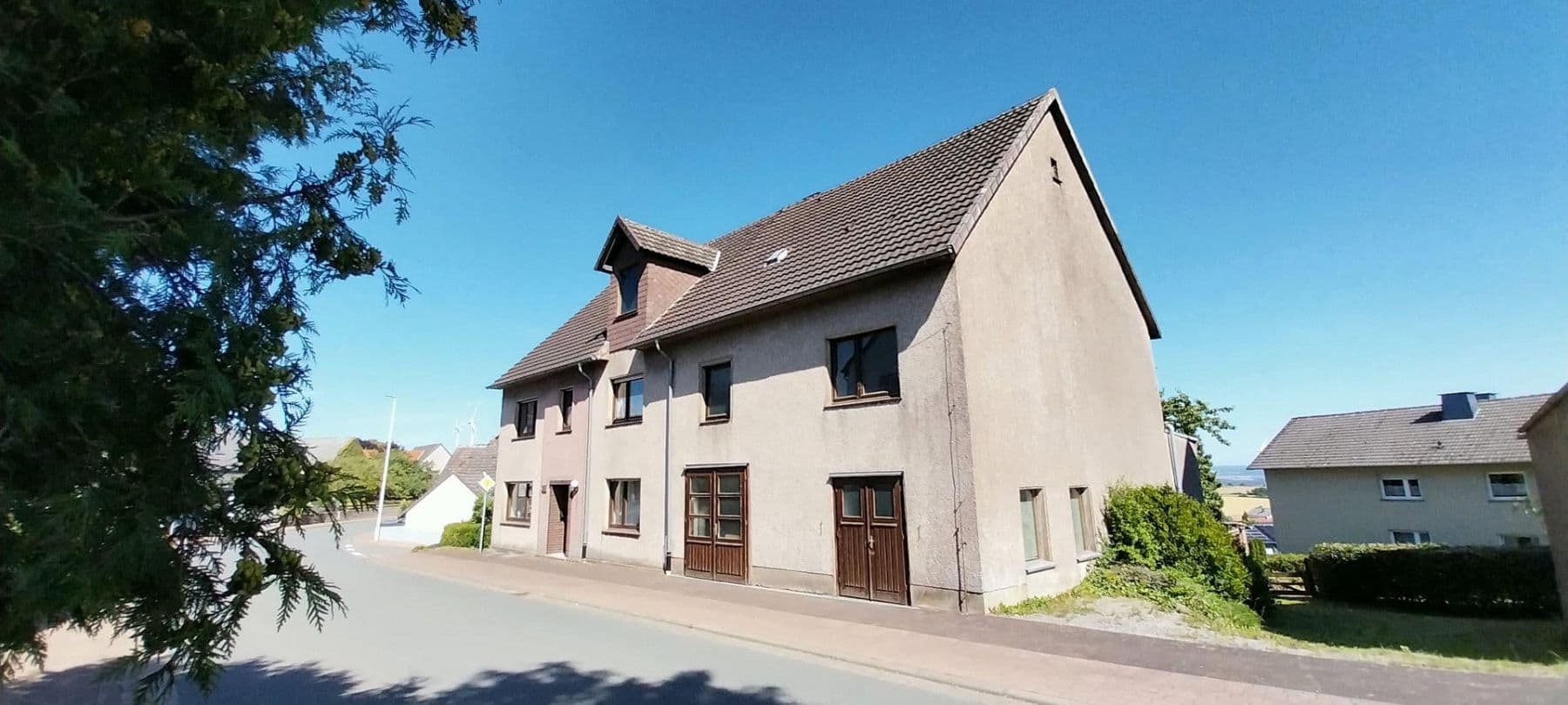Prodej domu 155 m², pozemek 849 m², Beverungen, Severní Porýní-Vestfálsko Prodej domu 155 m², pozemek 849 m², Beverungen, Severní Porýní-Vestfálsko