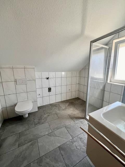 Pronájem bytu 2+1 45 m², Neunkirchen, Země Sársko Pronájem bytu 2+1 45 m², Neunkirchen, Země Sársko