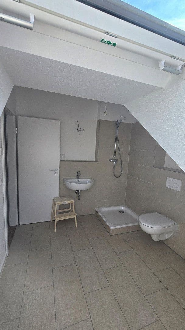 Pronájem domu 125 m², pozemek 140 m², Herbolzheimer Straße 26a, Herbolzheim, Bádensko-Württembersko Pronájem domu 125 m², pozemek 140 m², Herbolzheimer Straße 26a, Herbolzheim, Bádensko-Württembersko