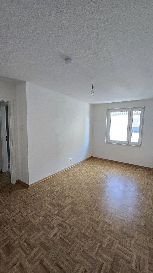 Pronájem domu 125 m², pozemek 140 m², Herbolzheimer Straße 26a, Herbolzheim, Bádensko-Württembersko Pronájem domu 125 m², pozemek 140 m², Herbolzheimer Straße 26a, Herbolzheim, Bádensko-Württembersko